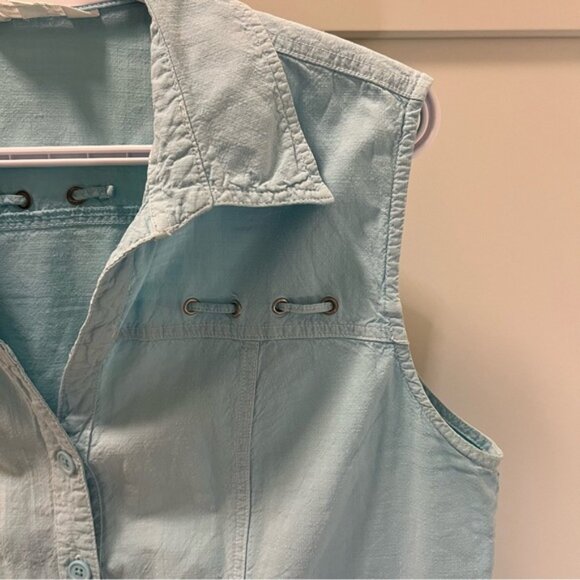 Vintage TRADITION Country Collection Light Blue Sleeveless Button Down Shirt - Picture 2 of 10